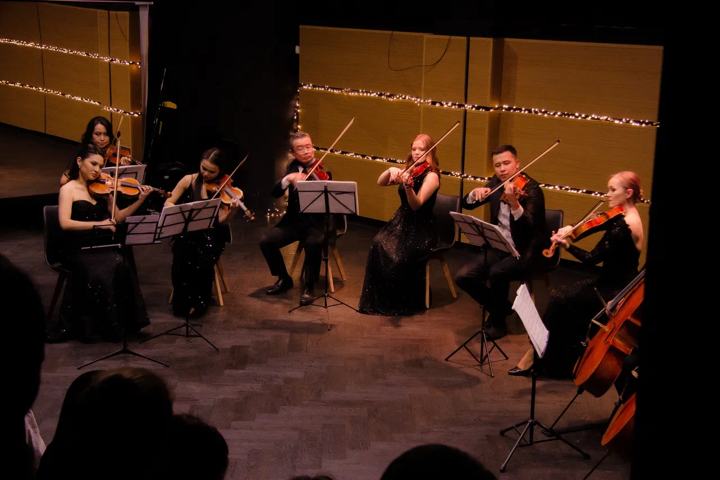 Концерт к 8 Марта, Sen Voice Studio